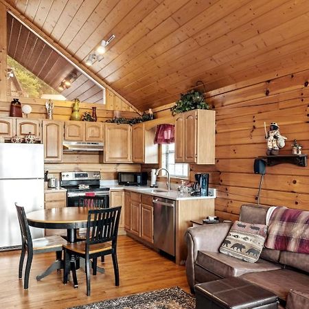 Views I Mins To Dollywood I Hot Tub I Pool Table Sevierville Exterior foto