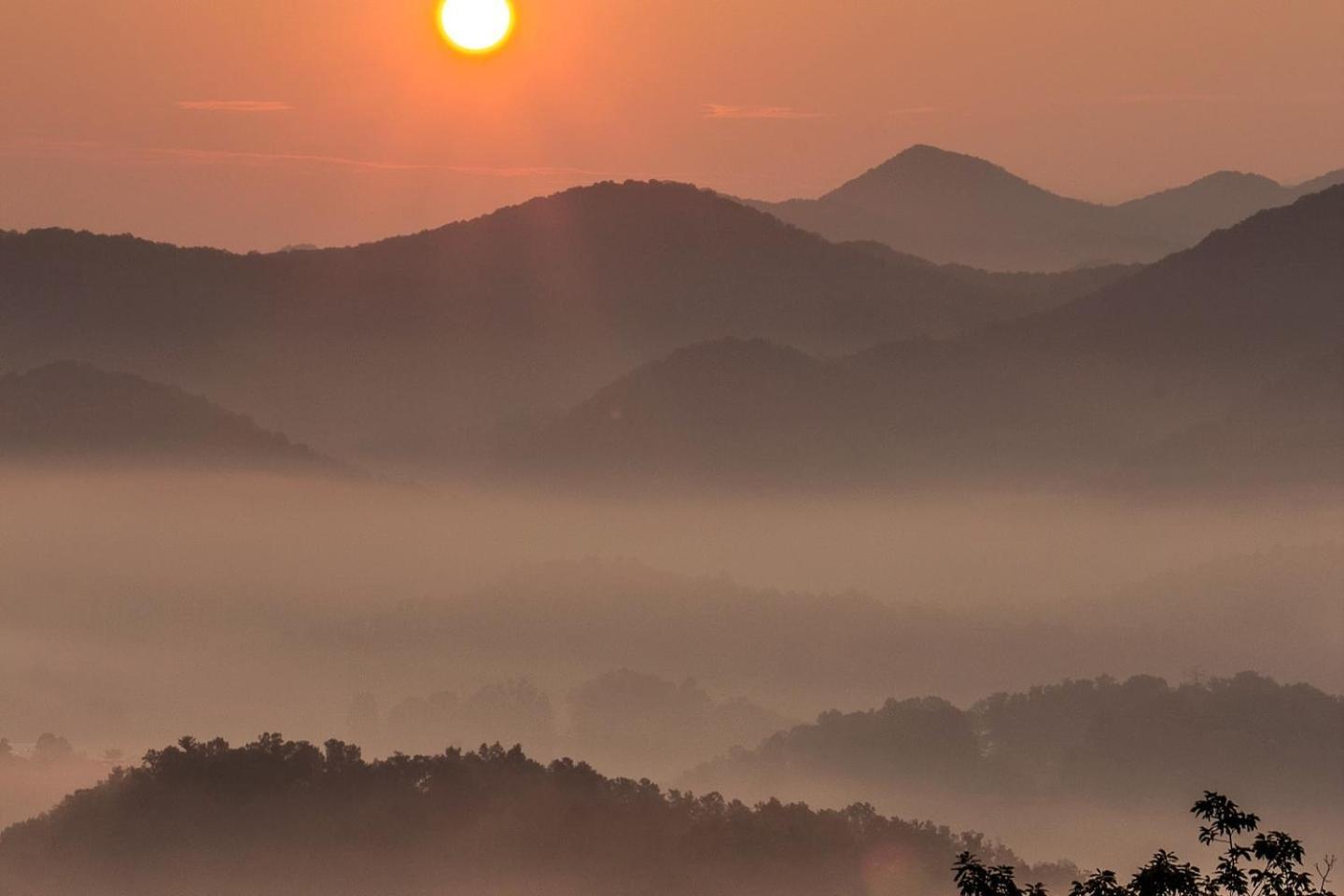 Views I Mins To Dollywood I Hot Tub I Pool Table Sevierville Exterior foto