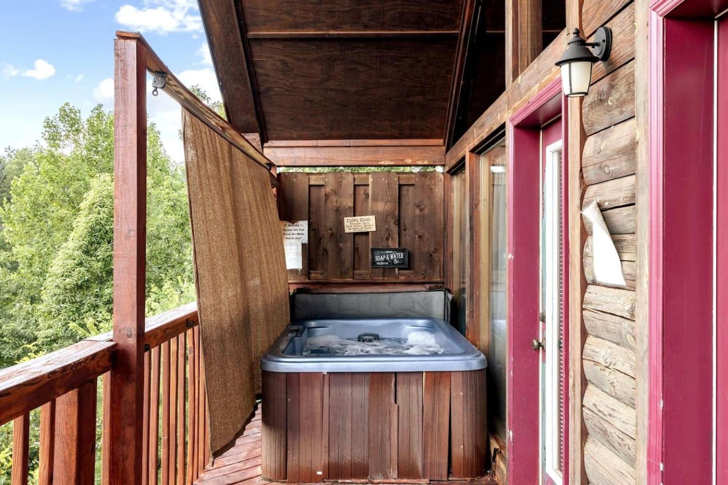 Views I Mins To Dollywood I Hot Tub I Pool Table Sevierville Exterior foto